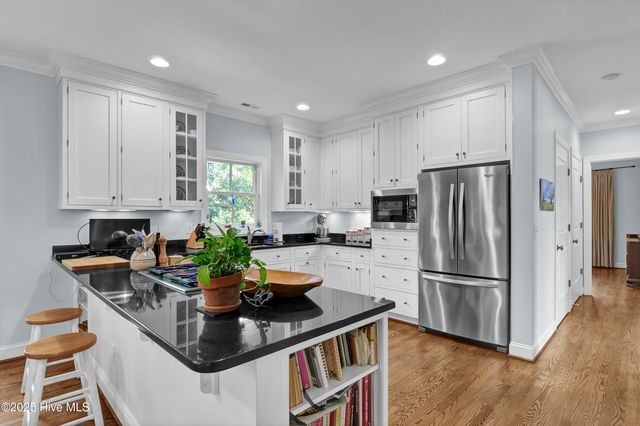 6428 Shinn Creek Lane, Wilmington, NC 28409