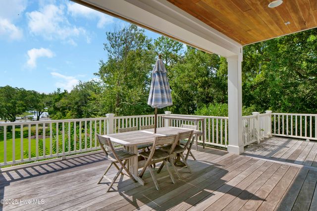 6428 Shinn Creek Lane, Wilmington, NC 28409