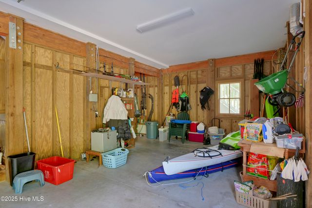 6428 Shinn Creek Lane, Wilmington, NC 28409