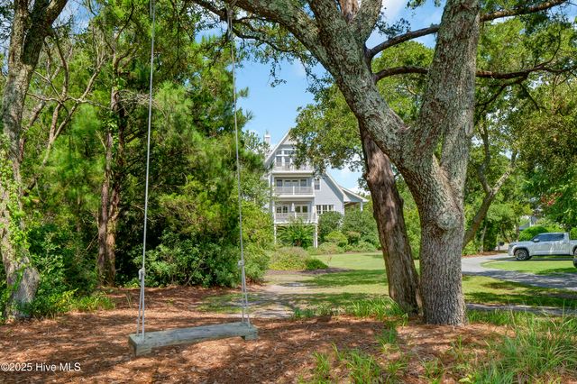 6428 Shinn Creek Lane, Wilmington, NC 28409