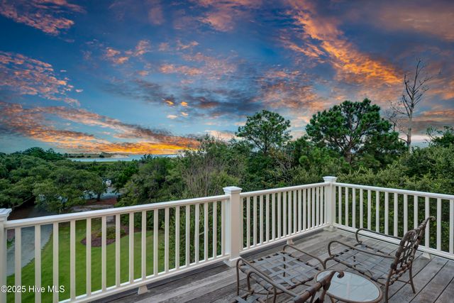 6428 Shinn Creek Lane, Wilmington, NC 28409