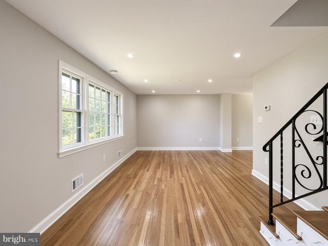 4904 SHOPTON DR, Temple Hills, MD 20748