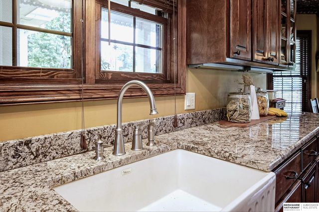 14102 S 65th Street, Papillion, NE 68133