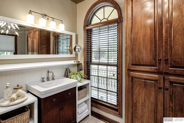 14102 S 65th Street, Papillion, NE 68133