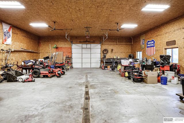14102 S 65th Street, Papillion, NE 68133