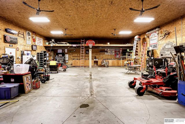 14102 S 65th Street, Papillion, NE 68133