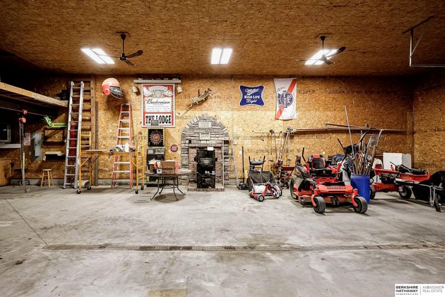 14102 S 65th Street, Papillion, NE 68133