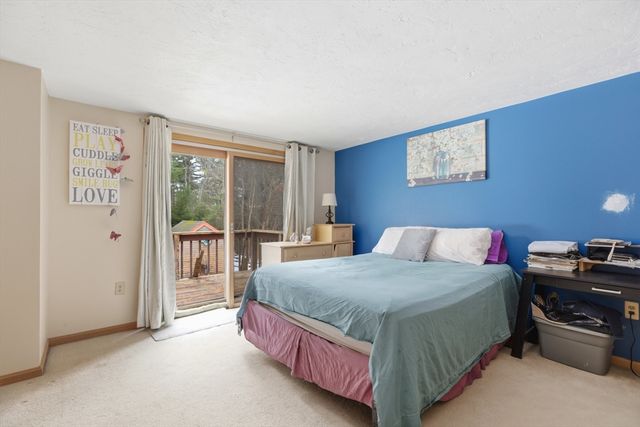 10 Wapping Rd, Kingston, MA 02364