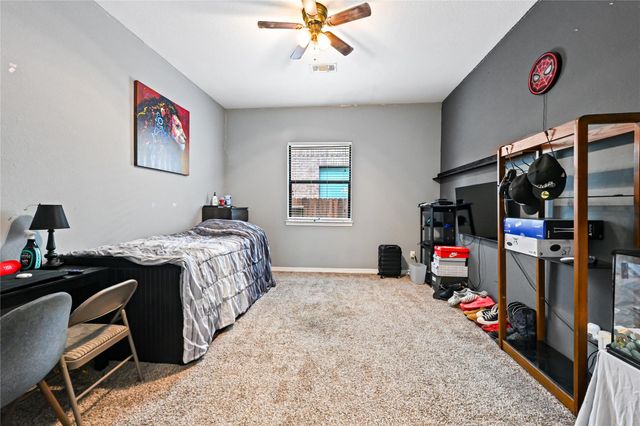 3418 Herons Pointe Lane, Katy, TX 77494