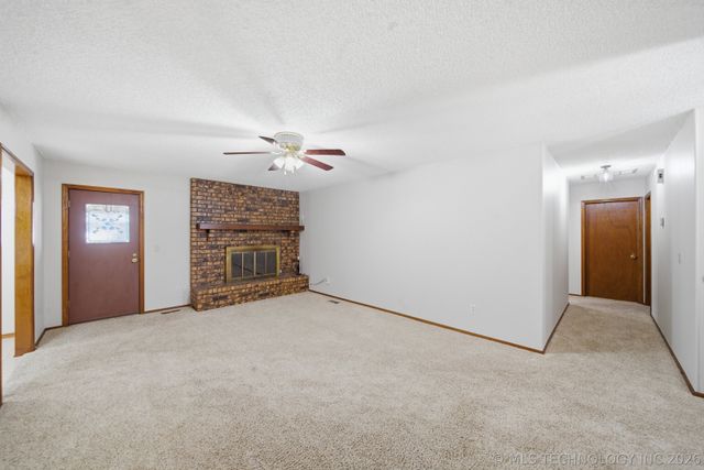 12105 E 79th Circle North, Owasso, OK 74055