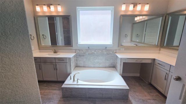 4407 Archer Meadow Ln Lane, Sugar Land, TX 77479