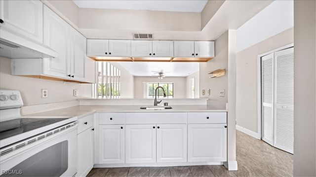 1126 SE 8th ST, Cape Coral, FL 33990