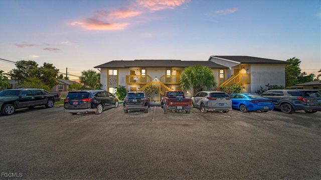 1126 SE 8th ST, Cape Coral, FL 33990