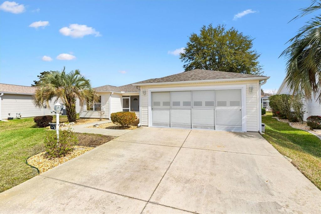 Image 2 of property listing at 9211 SE 179TH OSAGE PLACE, The Villages, FL 32162