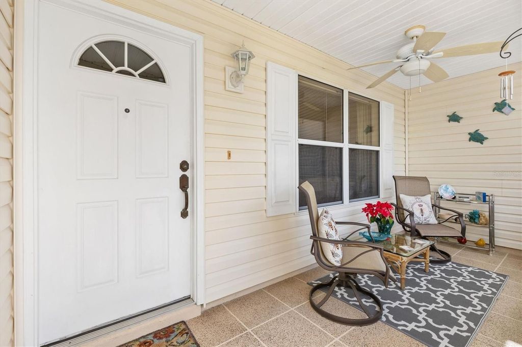 Image 4 of property listing at 9211 SE 179TH OSAGE PLACE, The Villages, FL 32162