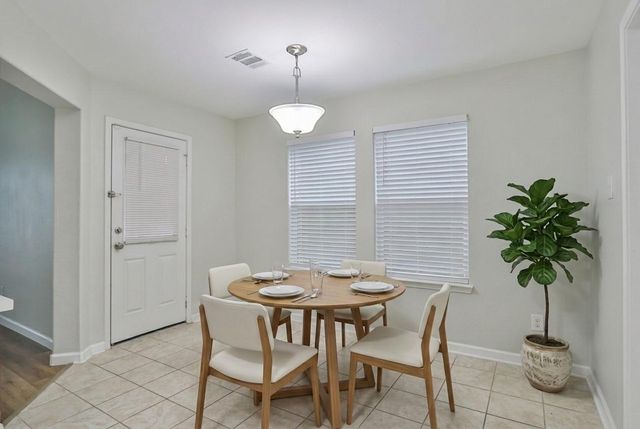 1110 Lasso Court, Alvin, TX 77511