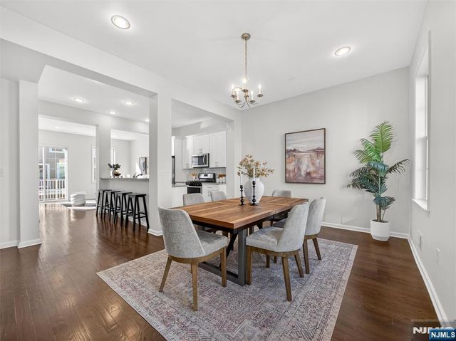 25 Roosevelt Drive, Wood Ridge, NJ 07075