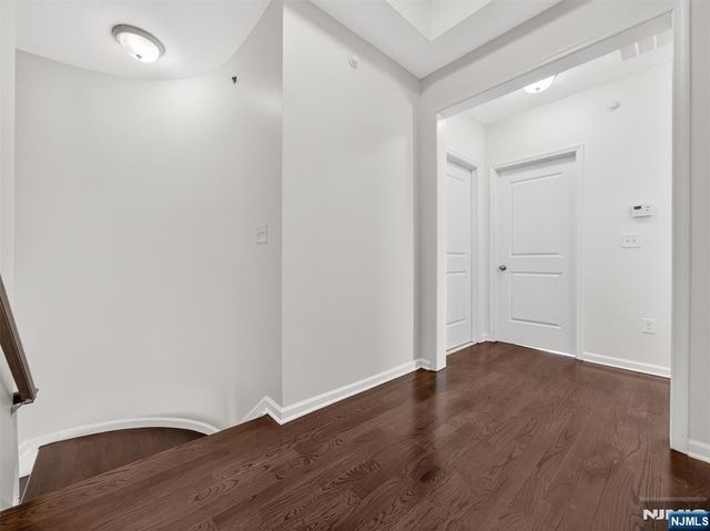 25 Roosevelt Drive, Wood Ridge, NJ 07075