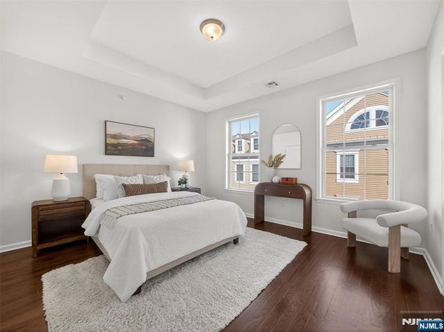 25 Roosevelt Drive, Wood Ridge, NJ 07075