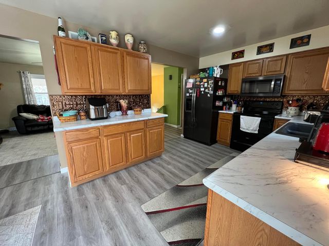 2755 N Lawndale Place, Zanesville, OH 43701