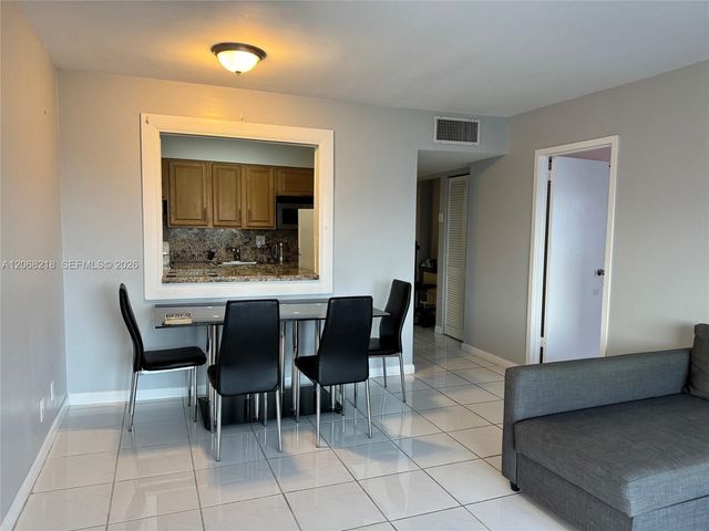 2200 E Hallandale Beach Boulevard 512, Hallandale Beach, FL 33009