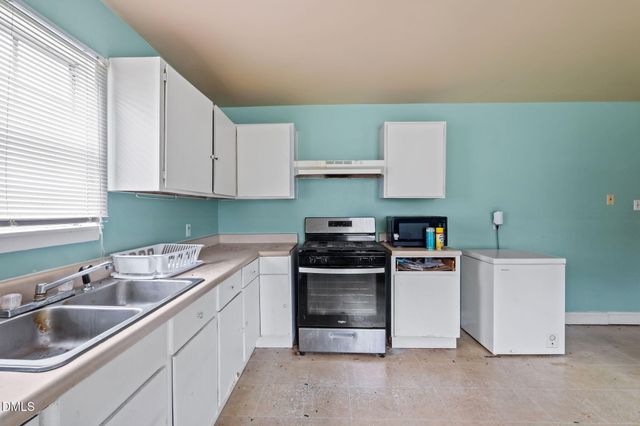 202 Lynn Road, Durham, NC 27703