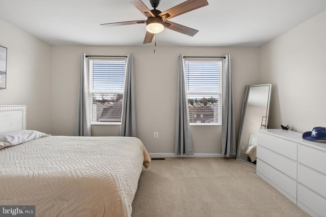 114 COOLIDGE AVE, Ranson, WV 25438