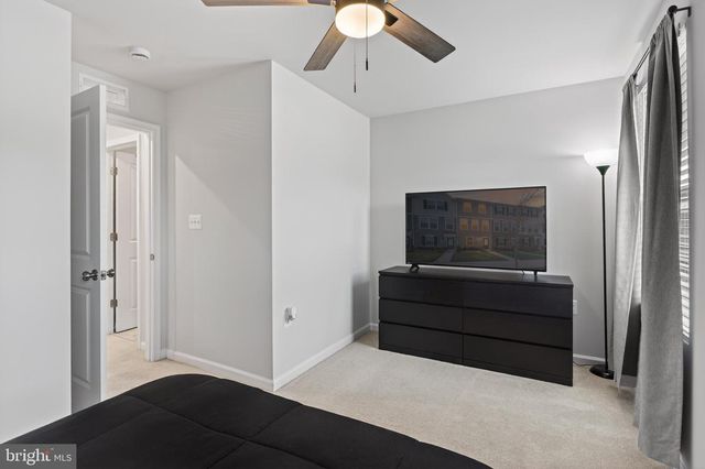 114 COOLIDGE AVE, Ranson, WV 25438