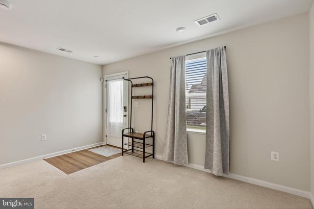 114 COOLIDGE AVE, Ranson, WV 25438