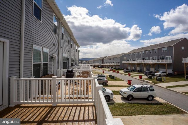 114 COOLIDGE AVE, Ranson, WV 25438