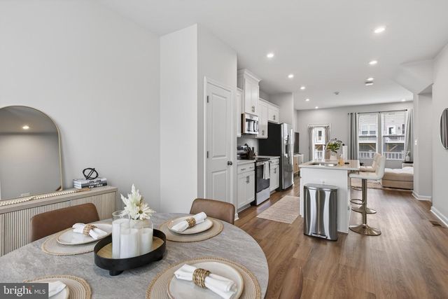 114 COOLIDGE AVE, Ranson, WV 25438