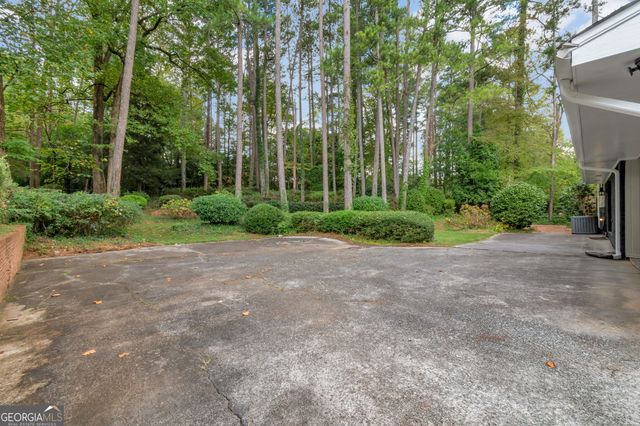 2616 Hawthorne Drive NE, Atlanta, GA 30345