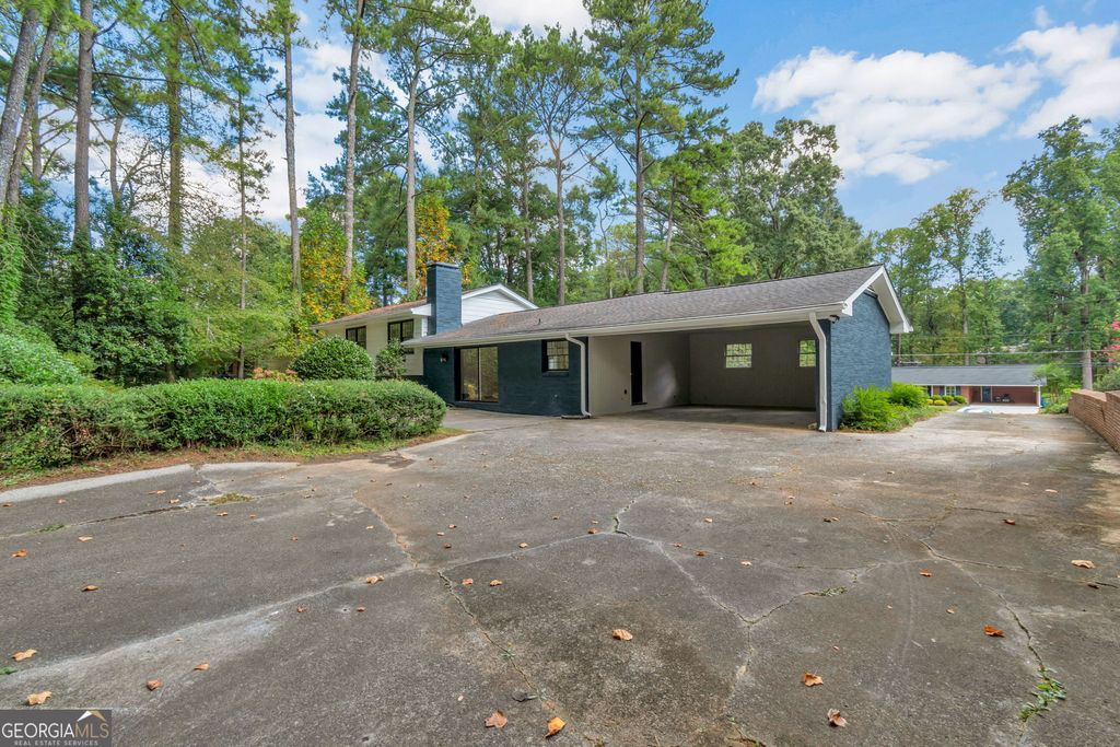 2616 Hawthorne Drive NE, Atlanta, GA 30345 — photo 3