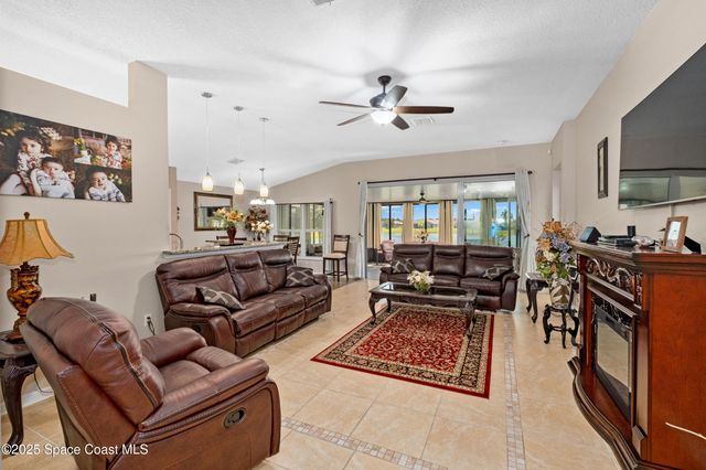 1421 Dittmer Circle SE, Palm Bay, FL 32908