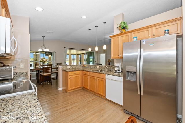 1421 Dittmer Circle SE, Palm Bay, FL 32908