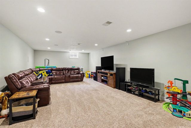1400 Taylor Avenue, Grand Haven, MI 49417