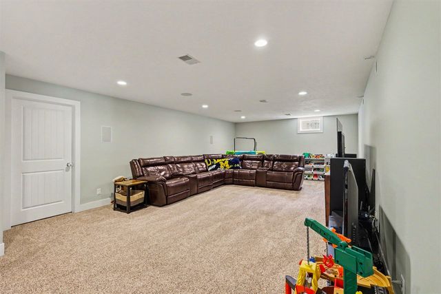 1400 Taylor Avenue, Grand Haven, MI 49417