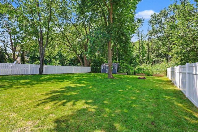 1400 Taylor Avenue, Grand Haven, MI 49417