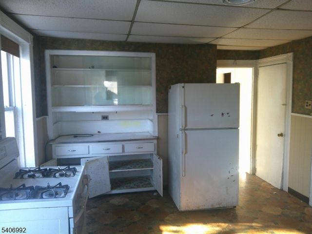 123 Nagle St, Paterson City, NJ 07501