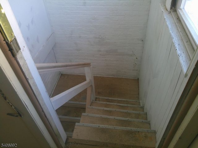 123 Nagle St, Paterson City, NJ 07501