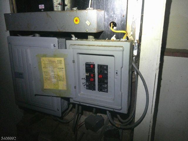 123 Nagle St, Paterson City, NJ 07501