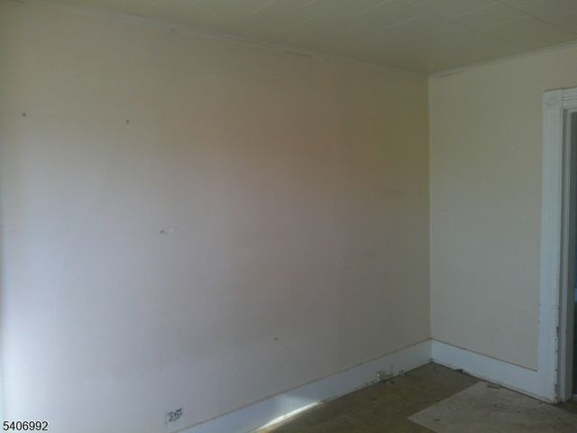 123 Nagle St, Paterson City, NJ 07501