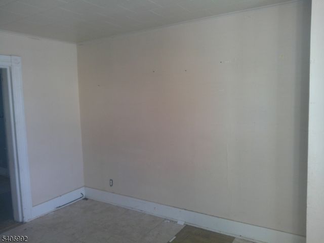 123 Nagle St, Paterson City, NJ 07501