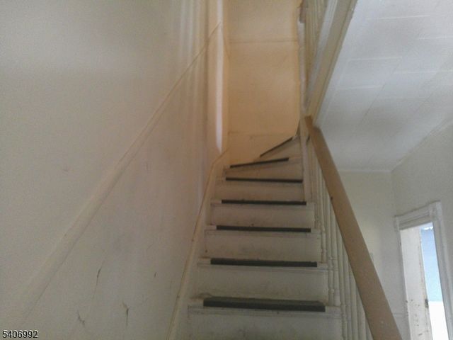 123 Nagle St, Paterson City, NJ 07501