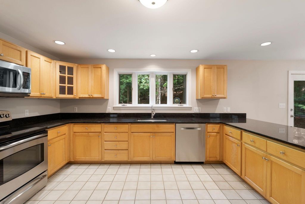 110 Christopher Road, North Yarmouth, ME 04097 — photo 2