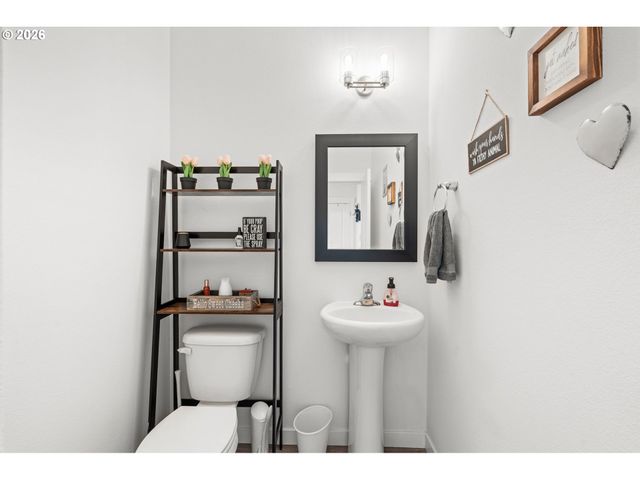 1806 Ne 11TH Ave, Battle Ground, WA 98604