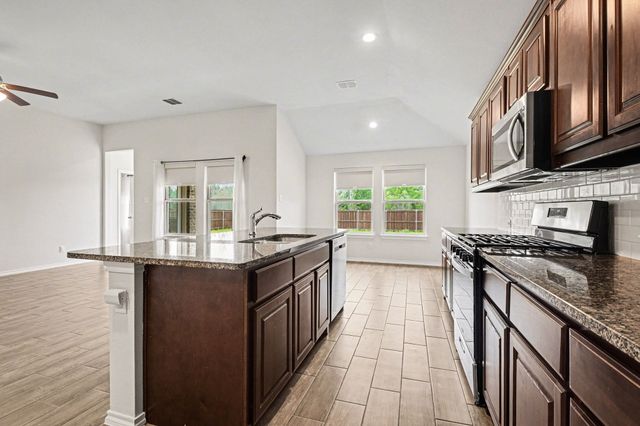 5652 Huffines Boulevard, Royse City, TX 75189