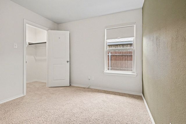 5652 Huffines Boulevard, Royse City, TX 75189