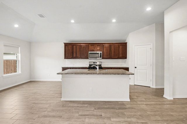 5652 Huffines Boulevard, Royse City, TX 75189