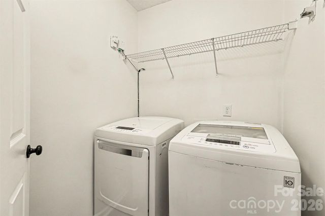 5833 Cougar Lane, Charlotte, NC 28269